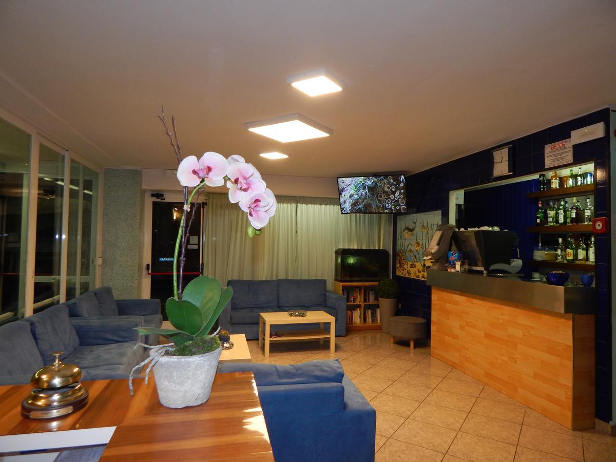Hotel Vera Riccione Exterior foto