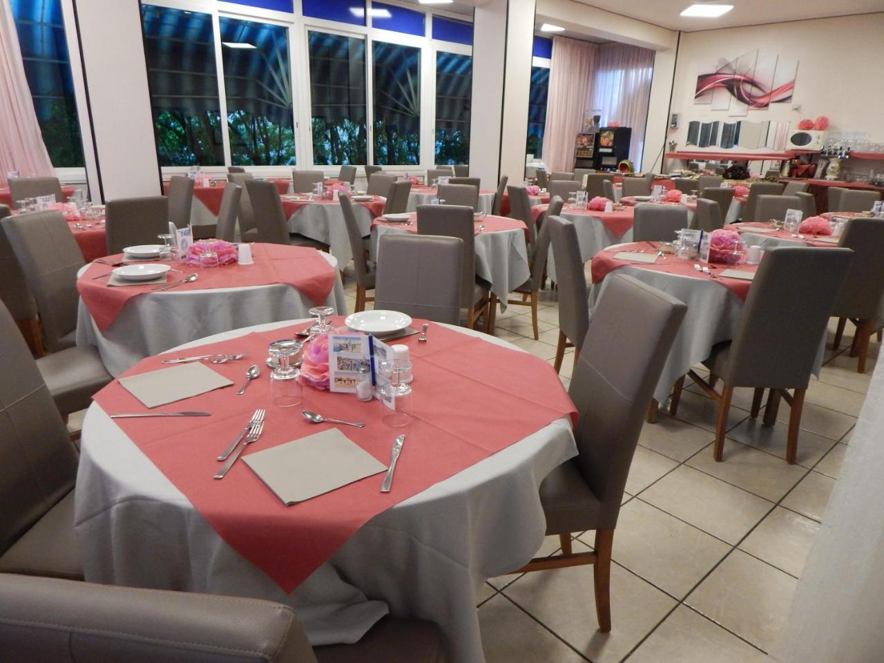 Hotel Vera Riccione Exterior foto